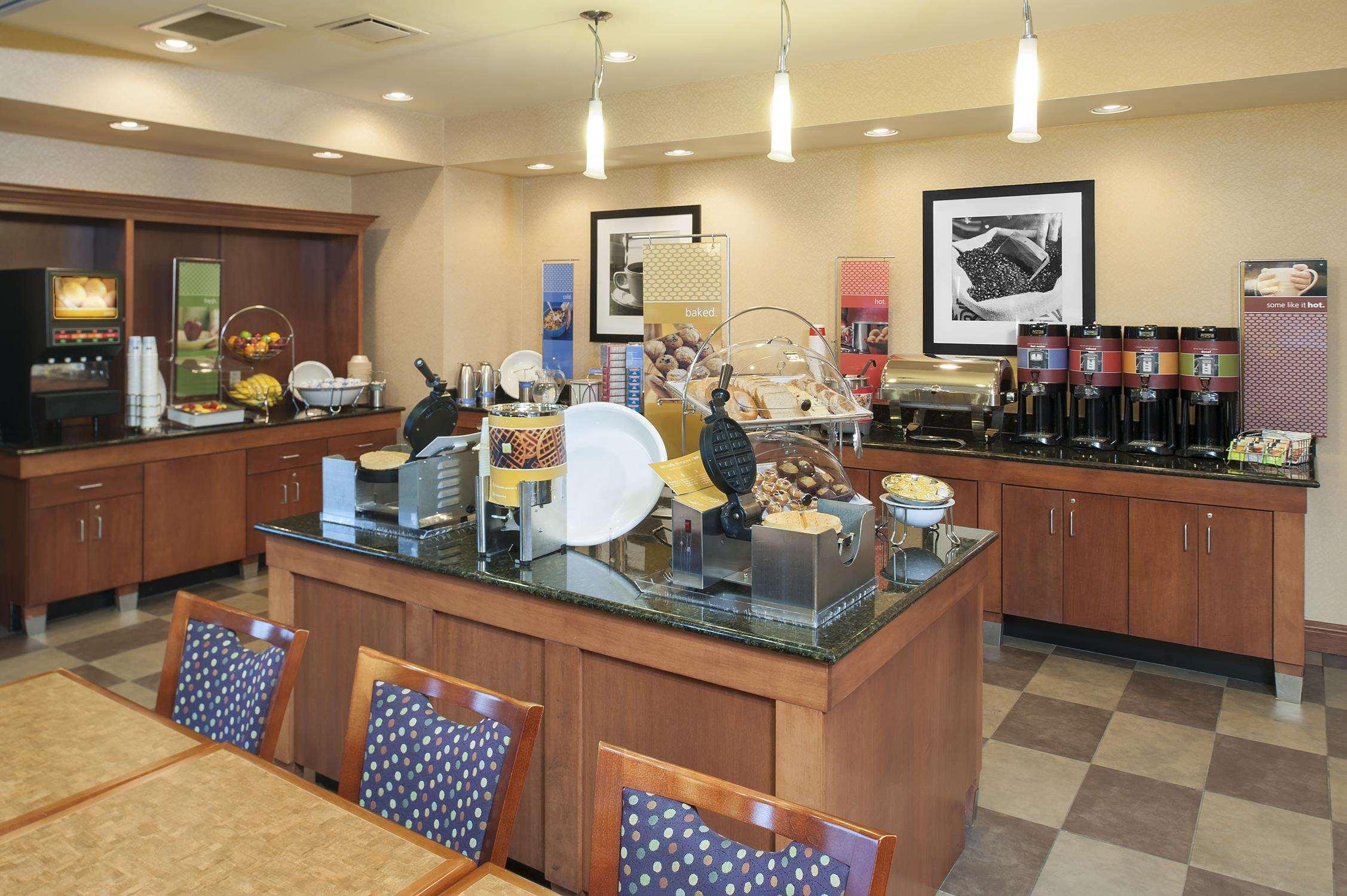 Hampton Inn Macomb Kültér fotó