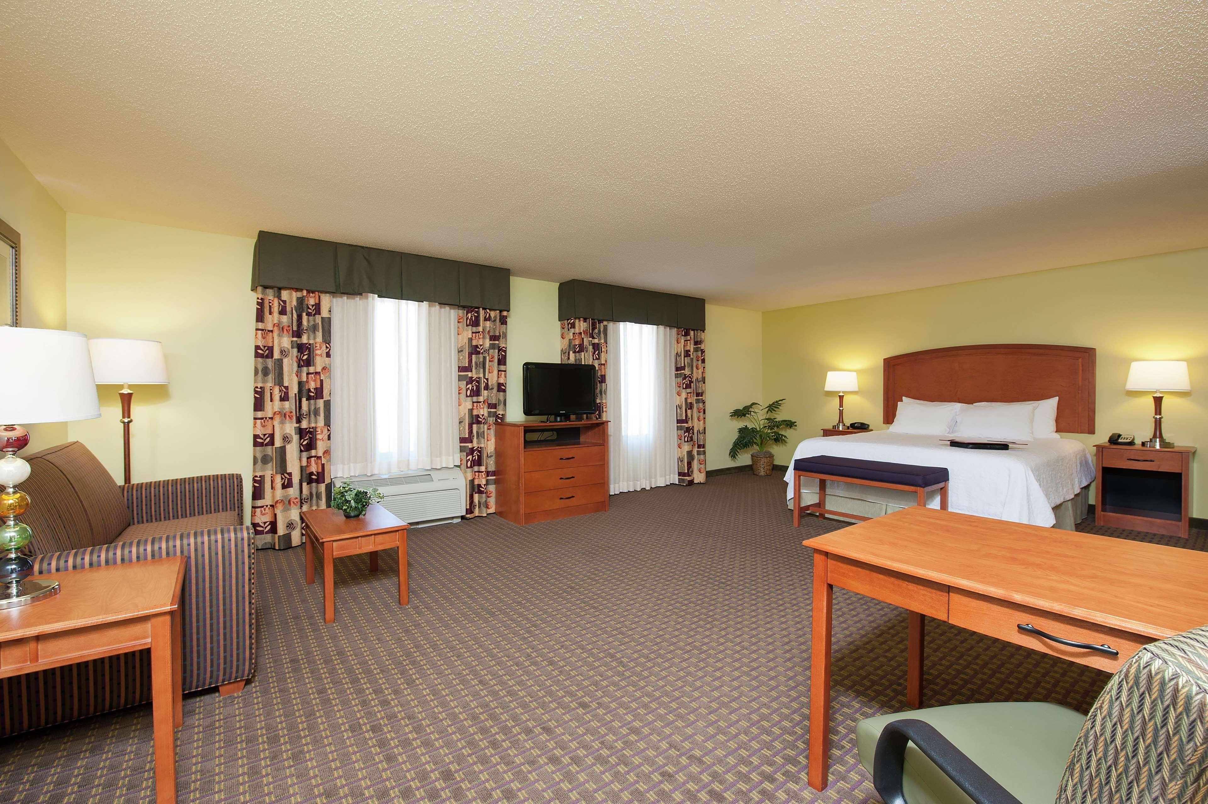 Hampton Inn Macomb Kültér fotó