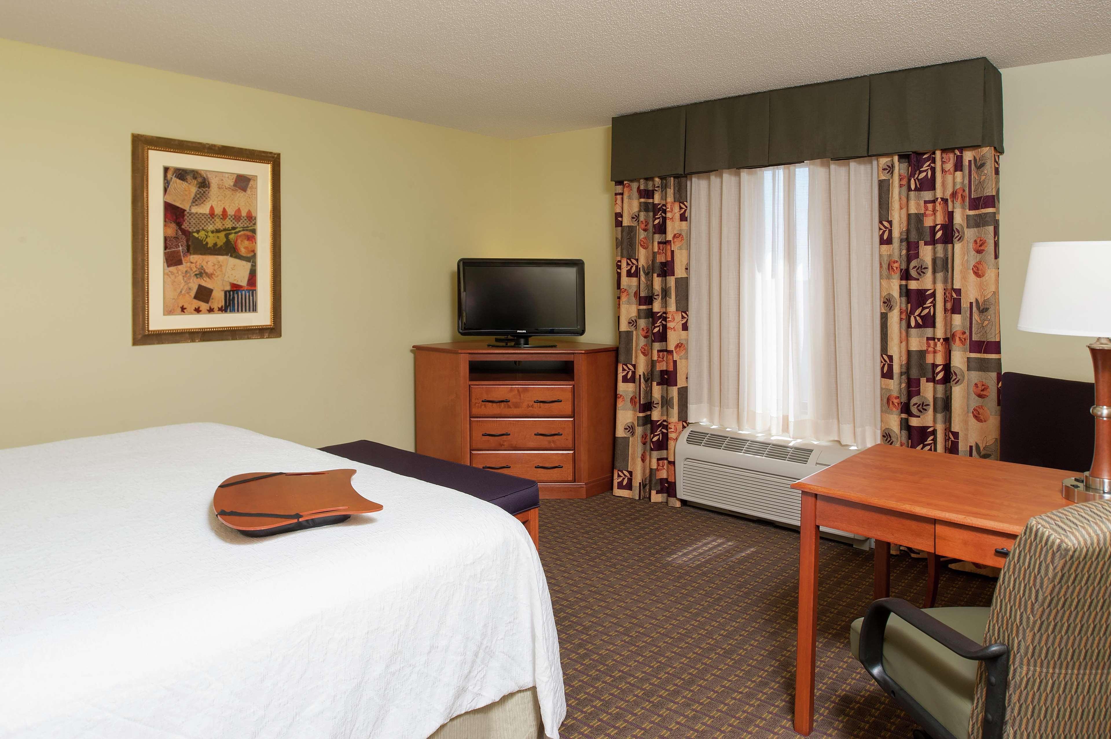 Hampton Inn Macomb Kültér fotó